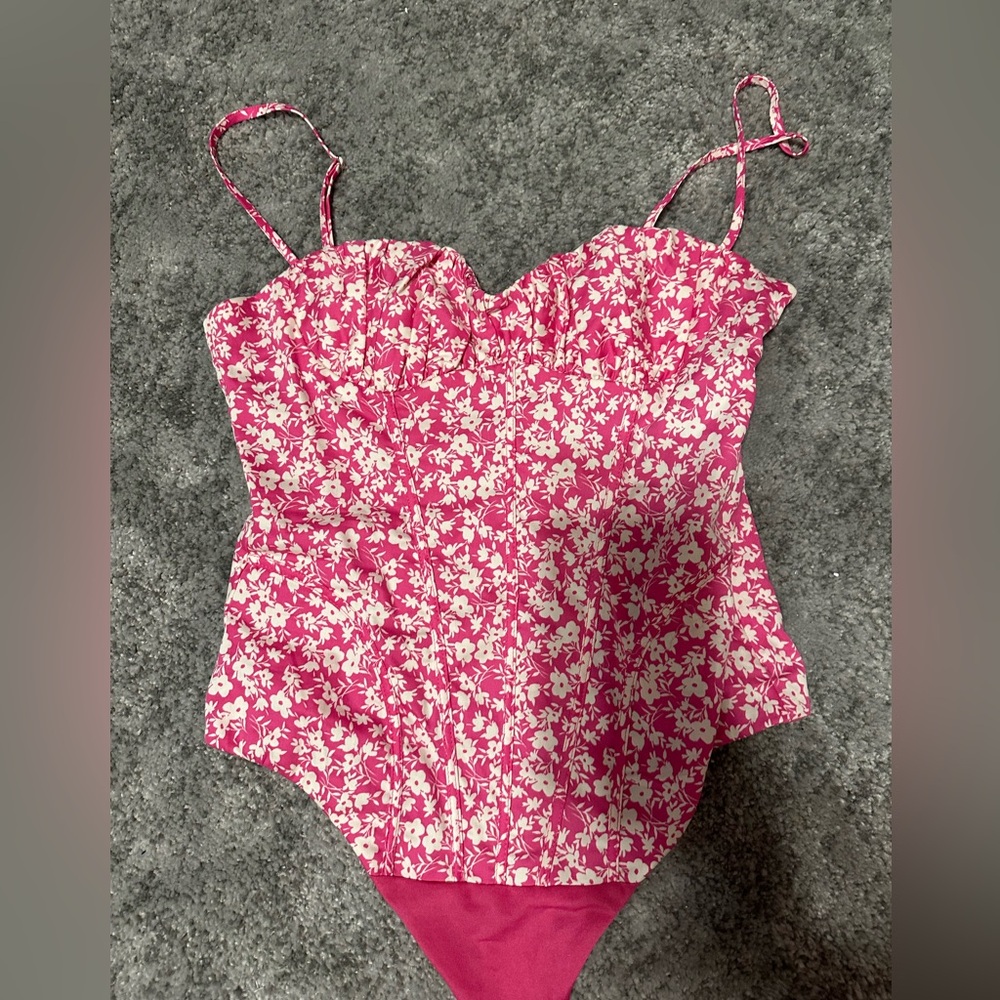 Zara Pink and White Bodysuit with Sweetheart Neckline